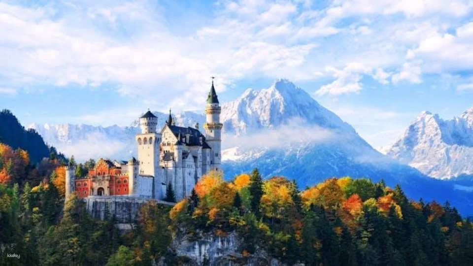 Heritage of Frankfurt private walking tour for couples