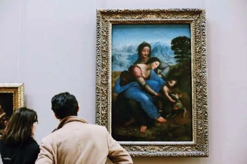 Louvre Museum Private Guided Tour with Reserved Entry (612147)