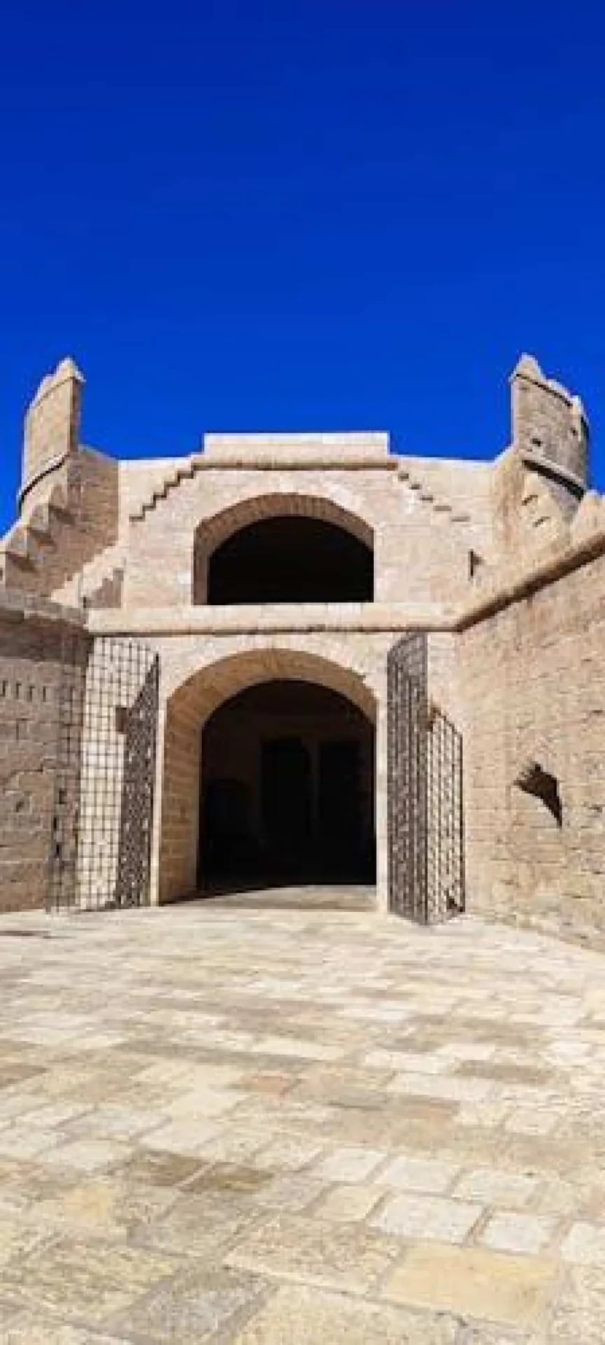 Alcazaba de Almeria tickets and guided tour