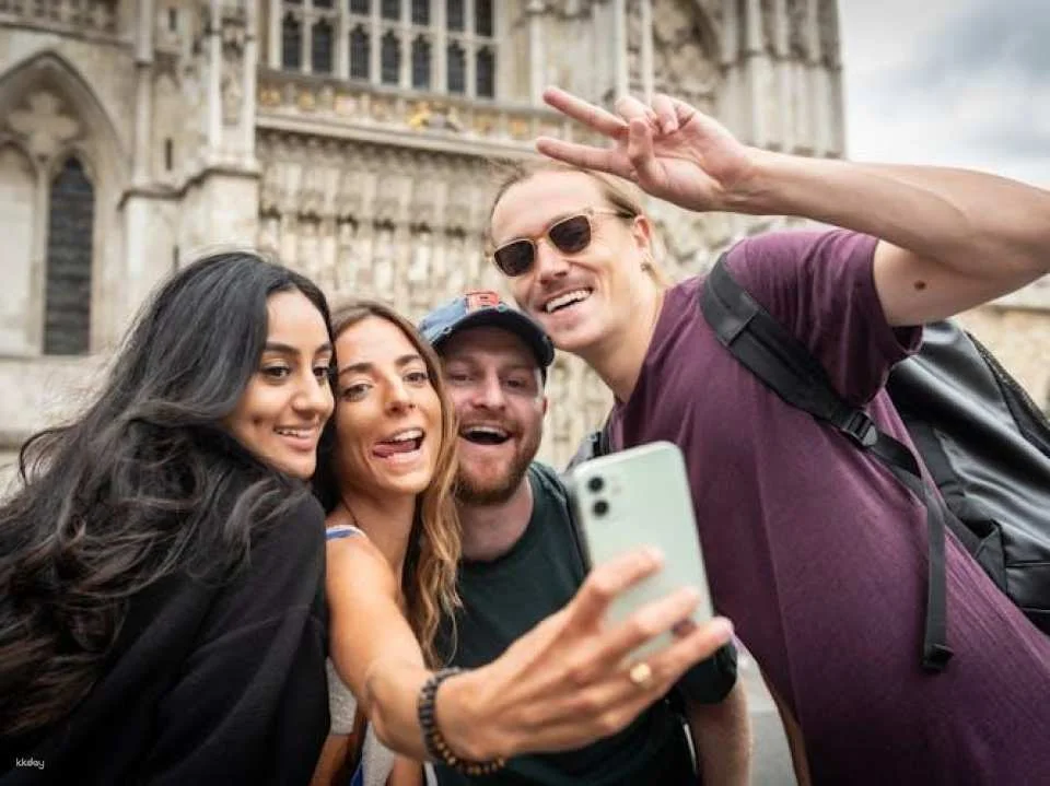 Houses of Parliament and Westminster Walking Tour