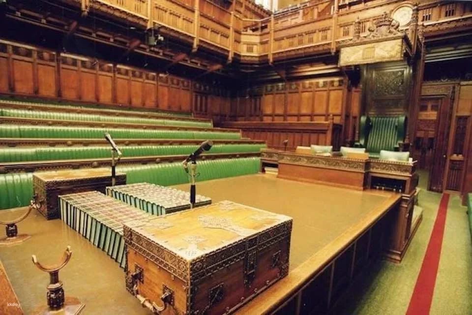 Houses of Parliament and Westminster Walking Tour
