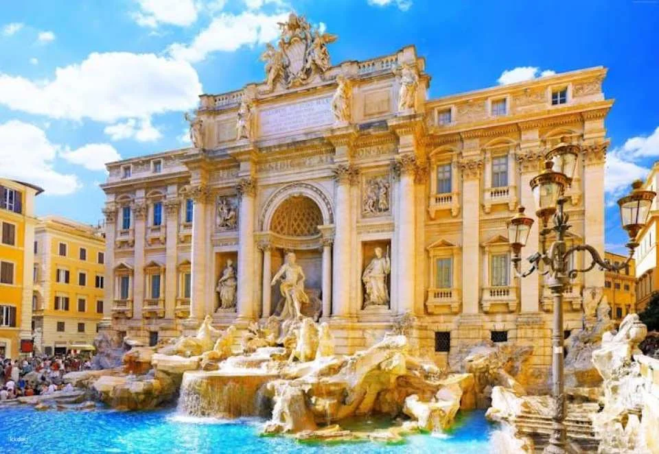 Trevi Fountain and Underground Domus Guided Tour