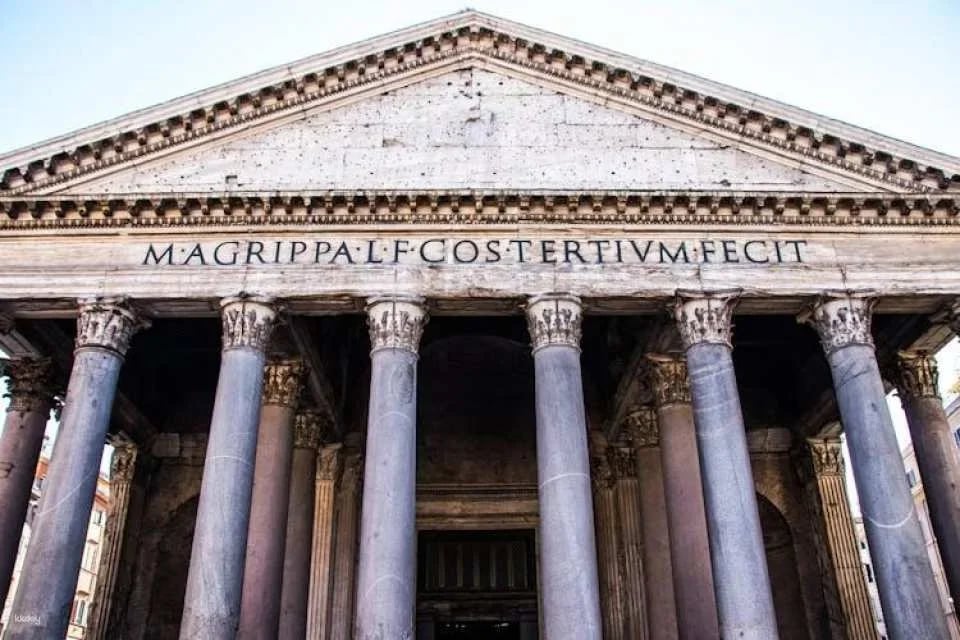 Pantheon small group tour with skip-the-line entrance ticket