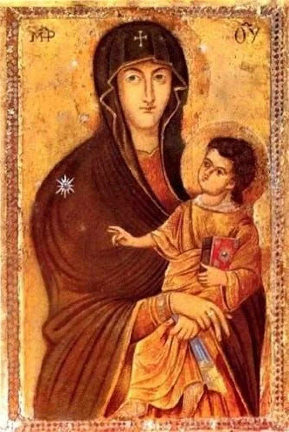 Santa Maria Maggiore and Liberian Museum small group tour