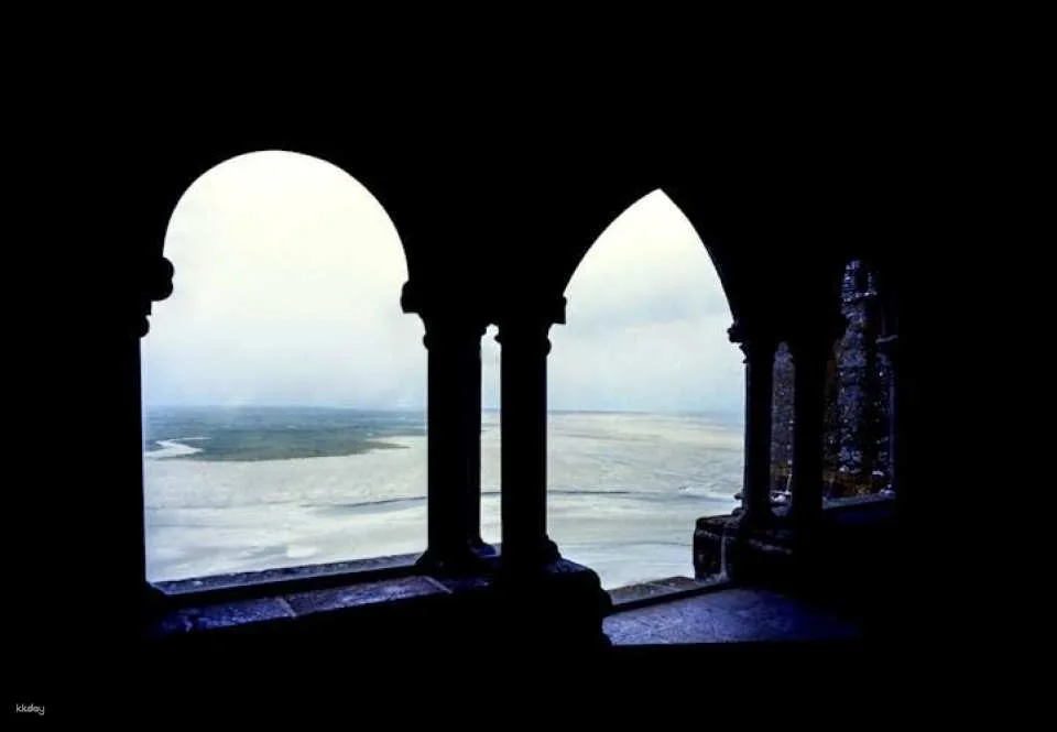 Mont Saint-Michel full-day trip from Paris