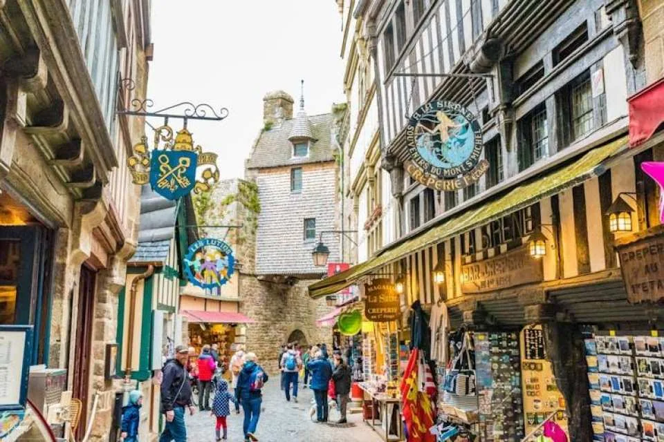 Mont Saint-Michel full-day trip from Paris