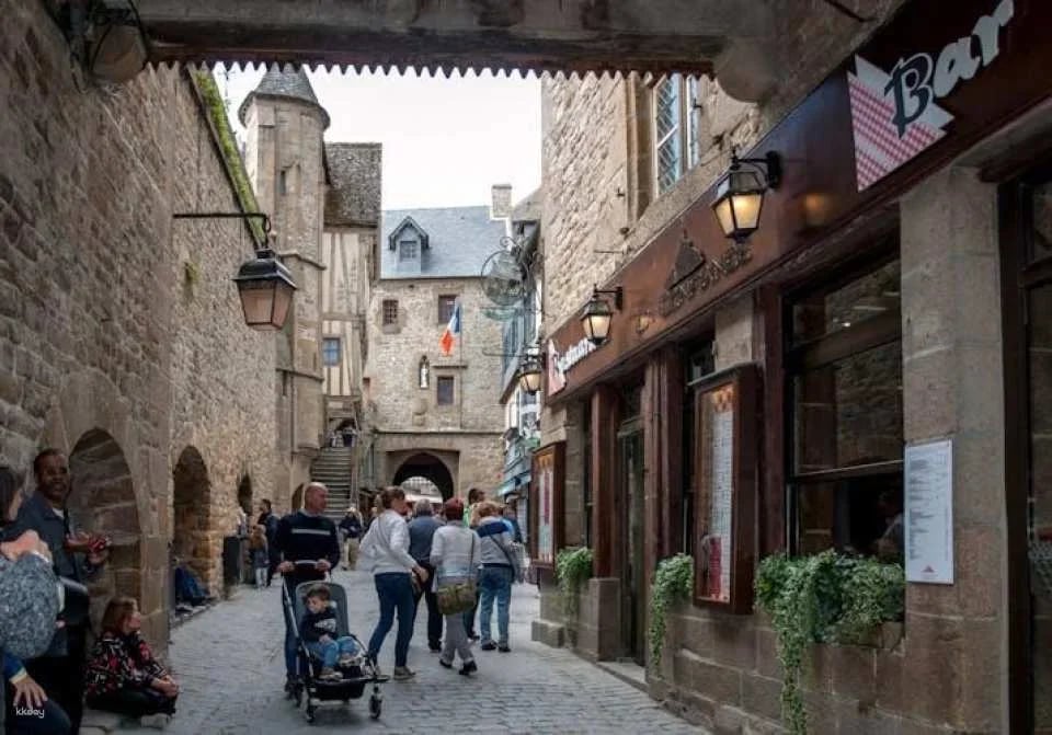 Mont Saint-Michel full-day trip from Paris