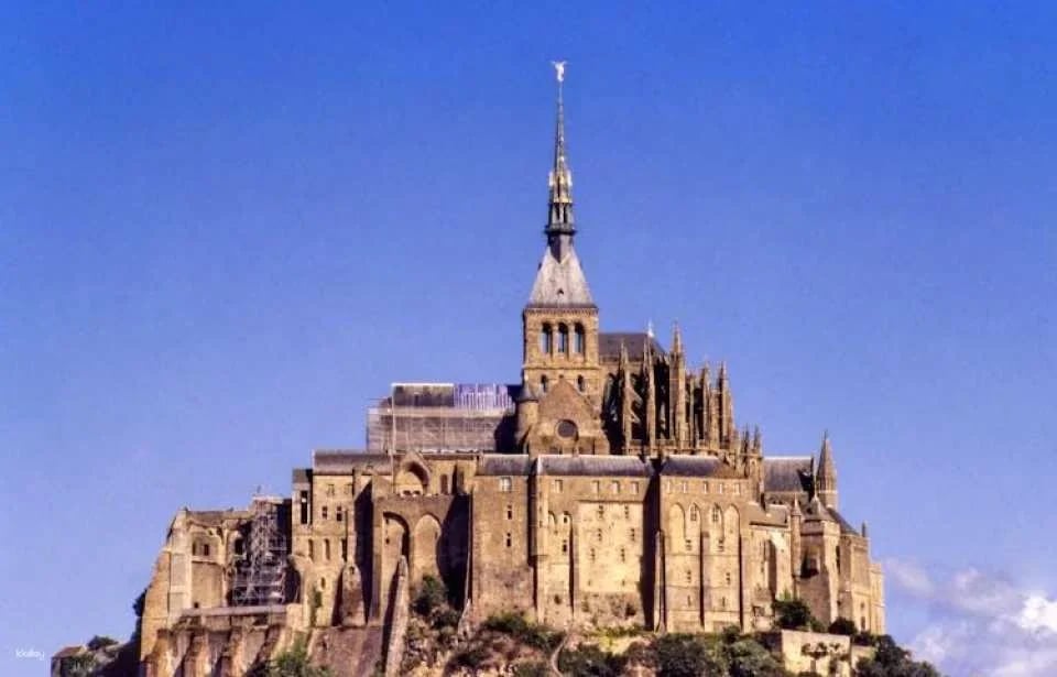 Mont Saint-Michel full-day trip from Paris
