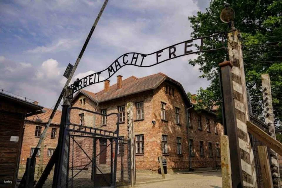Auschwitz and Birkenau self-guided tour with transfer from Krakow