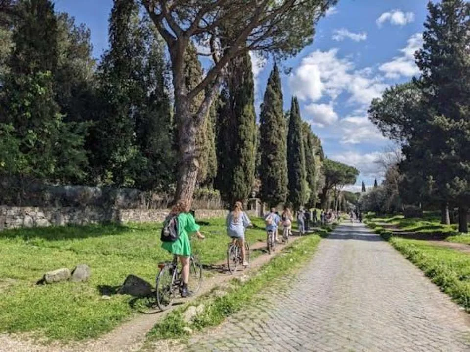 Appia Antica and Aqueducts E-bike Shared Tour