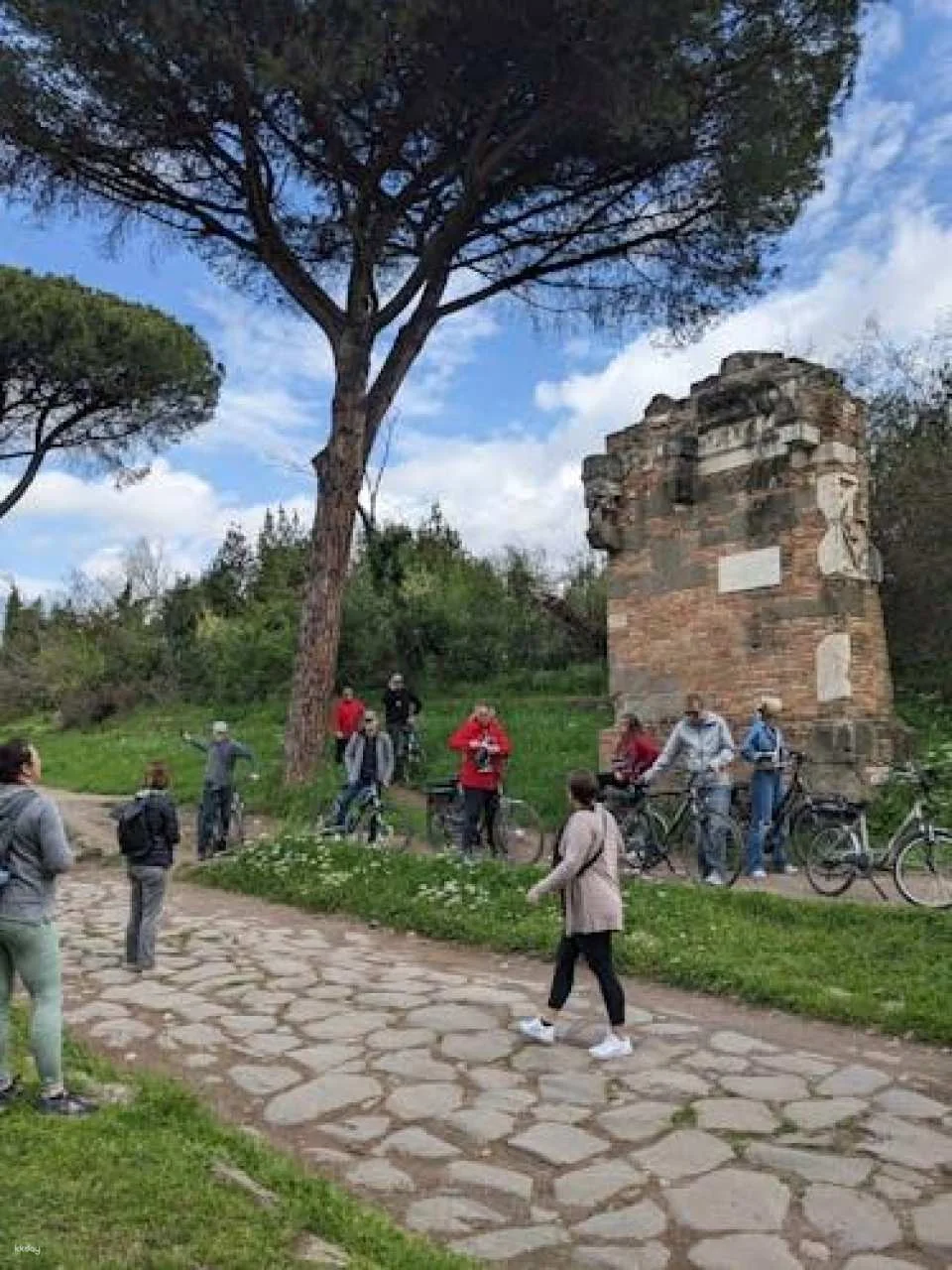 Appia Antica and Aqueducts E-bike Shared Tour