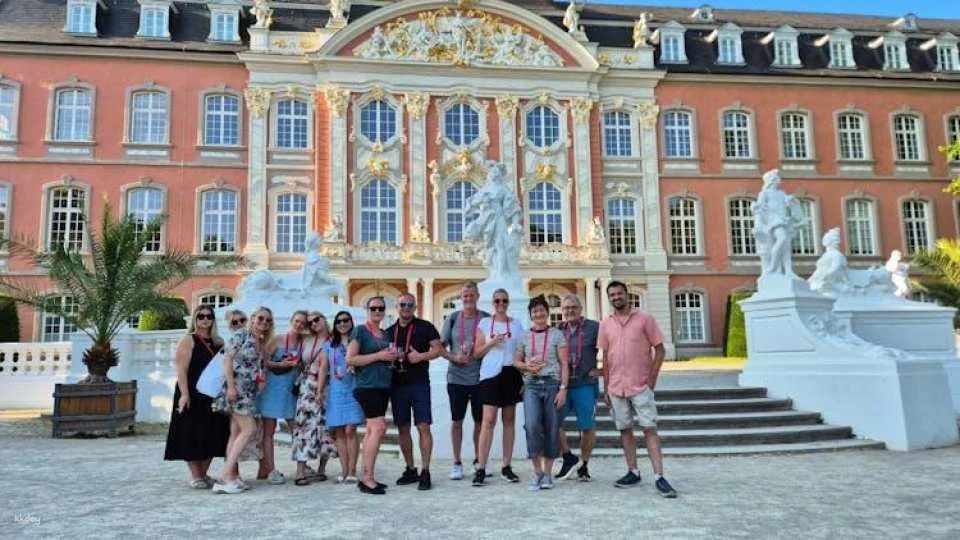 Guided tour with wine tasting in Trier's historic centre in German