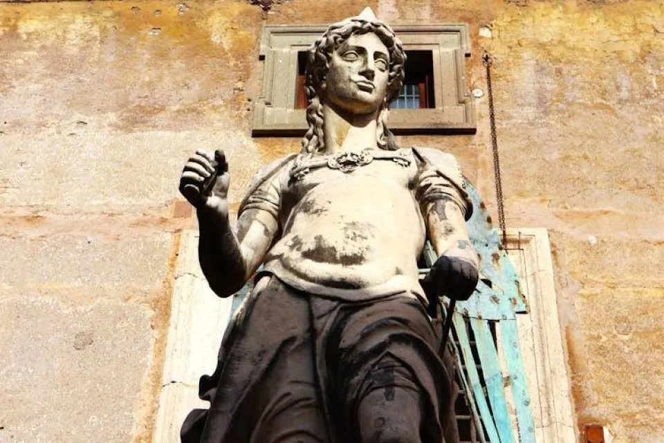 Access to Castel Sant'Angelo with multilingual audio guide