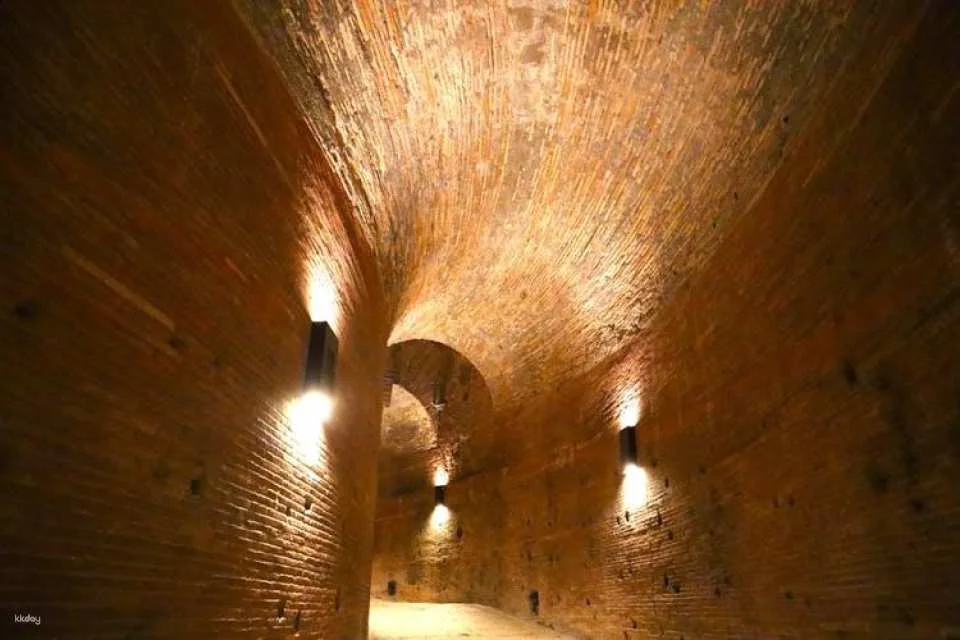 Access to Castel Sant'Angelo with multilingual audio guide
