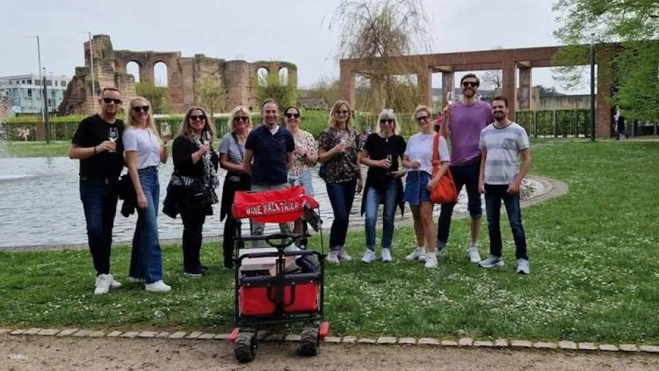 Guided tour with wine tasting in Trier's historic centre in English
