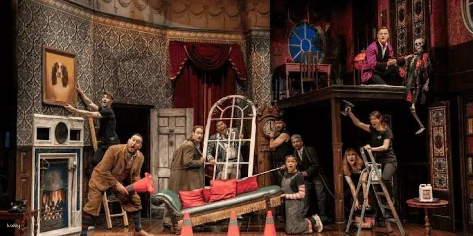 Skip-the-line tickets to The Play That Goes Wrong in London