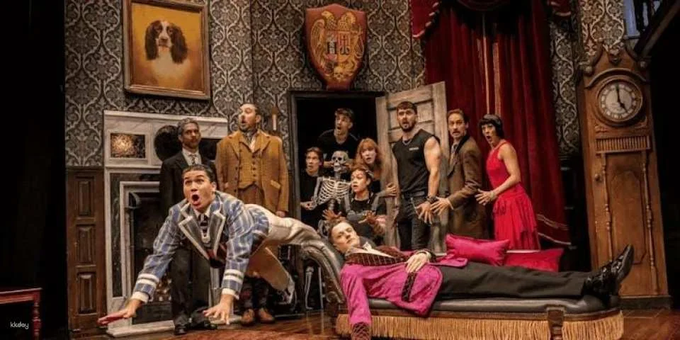 Skip-the-line tickets to The Play That Goes Wrong in London