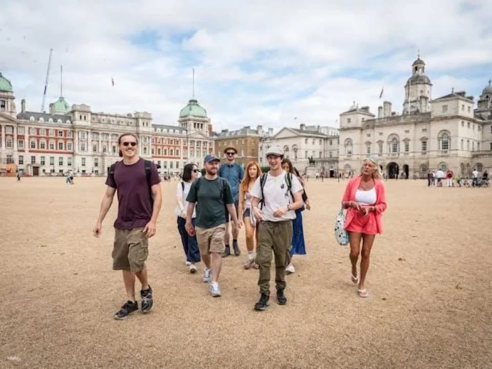 Westminster Walking Tour and London Dungeon Entry