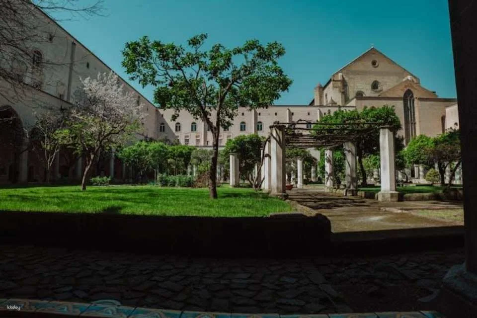 Cloister of St. Claire Guided Tour and Tickets