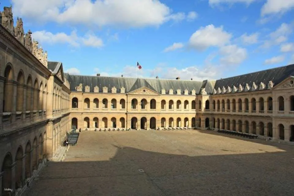 Army Museum Invalides and Napoleon Tomb tickets