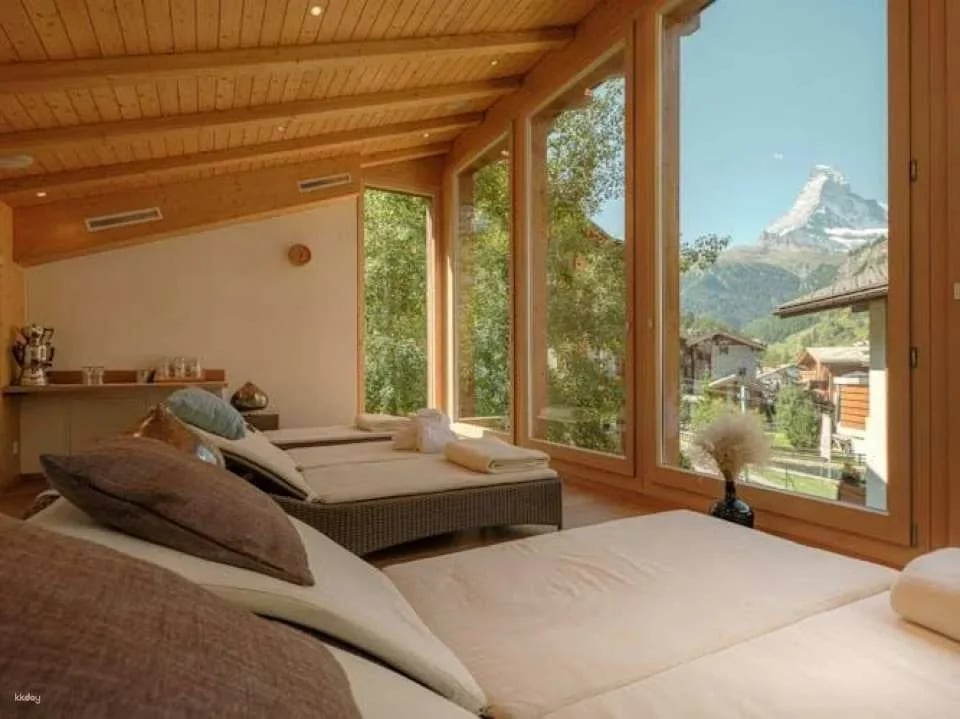 Alpine spa experience with Matterhorn views
