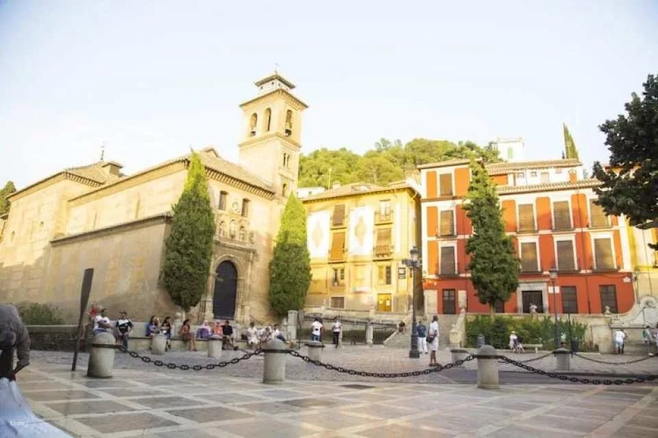 Alhambra, Albaicín and Sacromonte guided tour