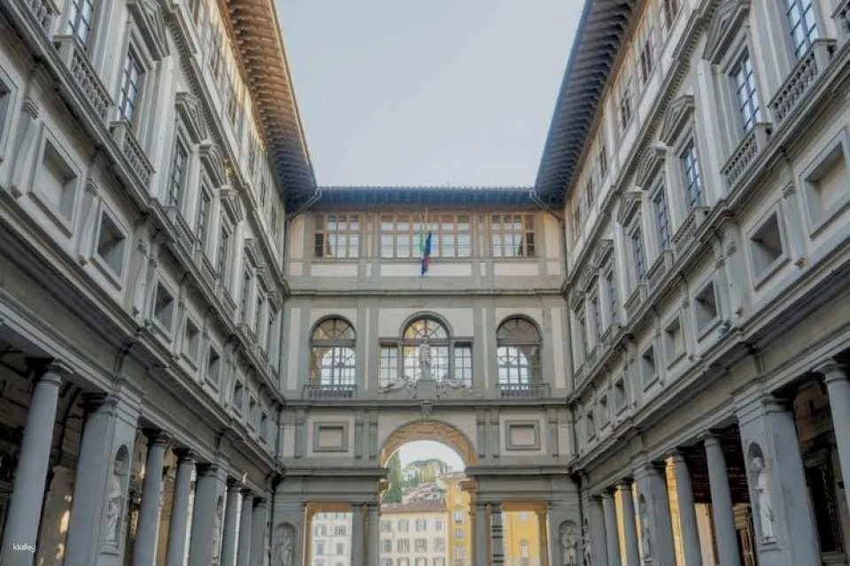 Timed Uffizi access with audio app