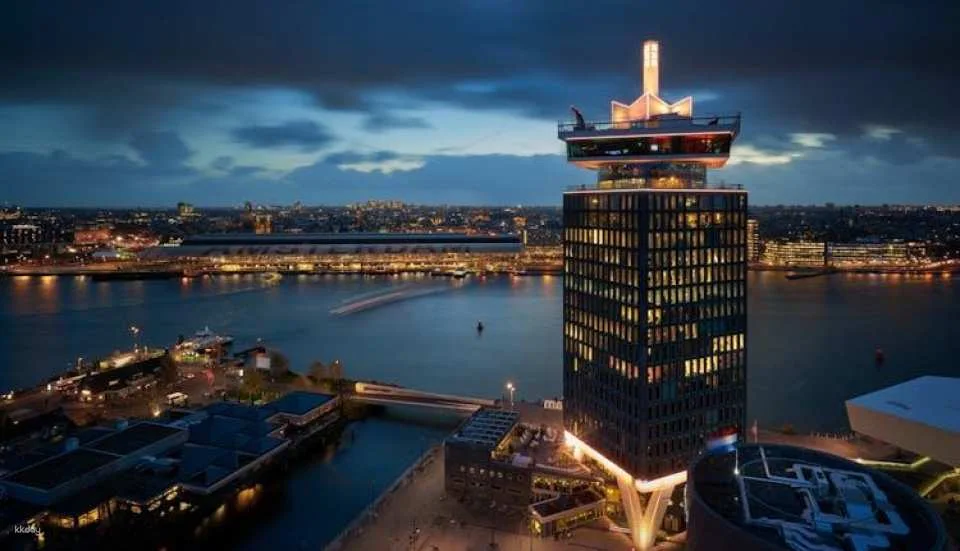 A'dam Lookout entrance ticket with lunch or dinner at Madam restaurant