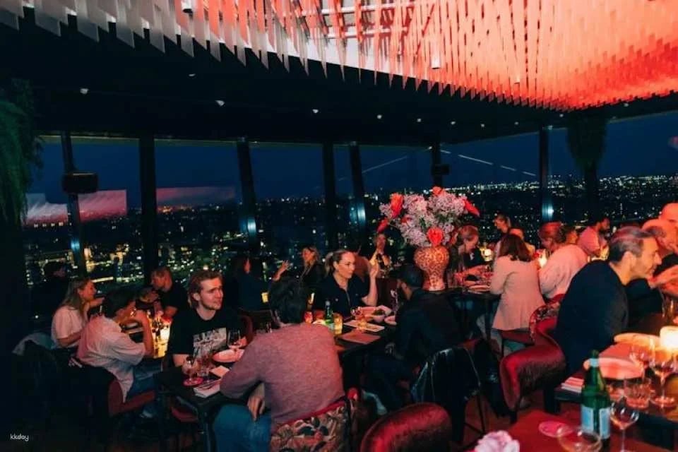 A'dam Lookout entrance ticket with lunch or dinner at Madam restaurant