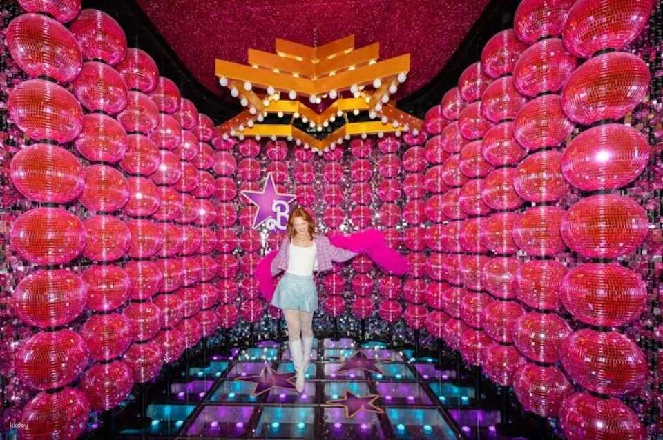Barbie, the dream experience in Amsterdam