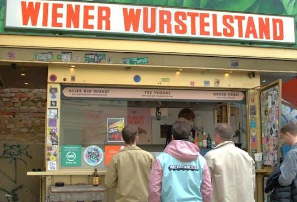 Viennese sausage stand tour with tasting