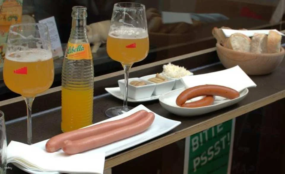 Viennese sausage stand tour with tasting