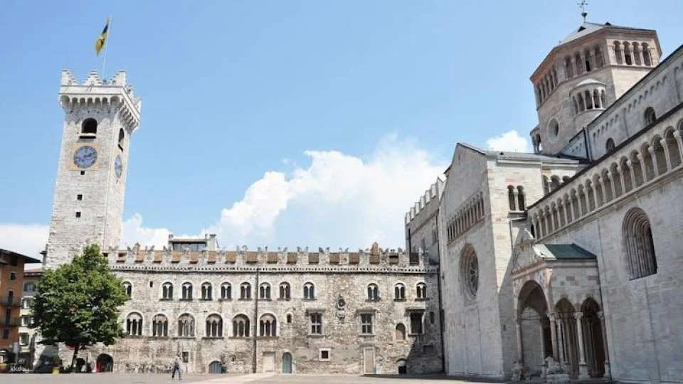 Trento audio guide with TravelMate app