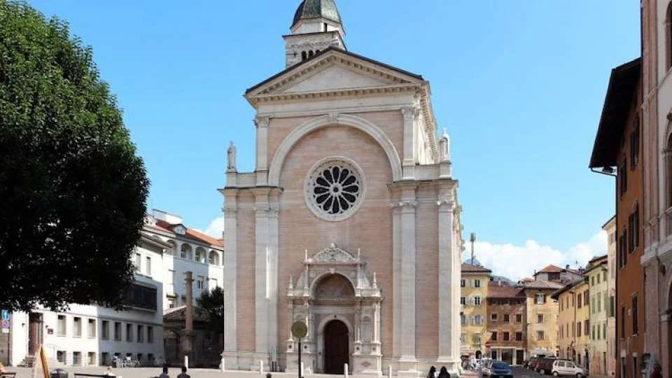 Trento audio guide with TravelMate app