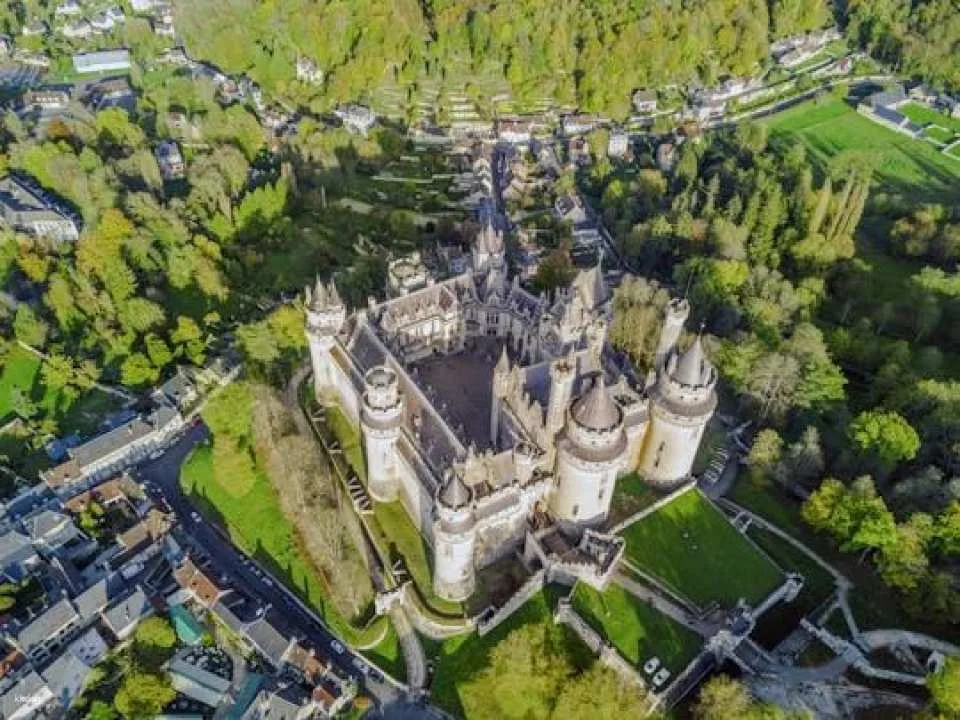 Entrance tickets to Château de Pierrefonds