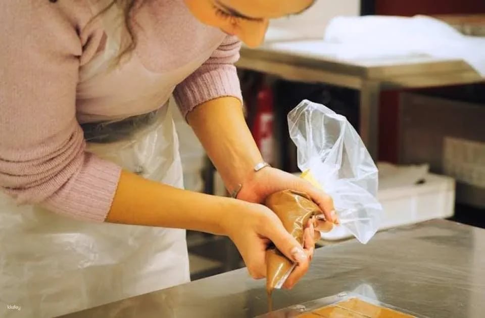 Chocolate Workshop at Choco Story Prague and Museum Entry