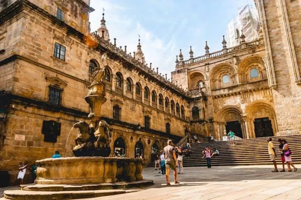 Santiago de Compostela guided tour from Porto