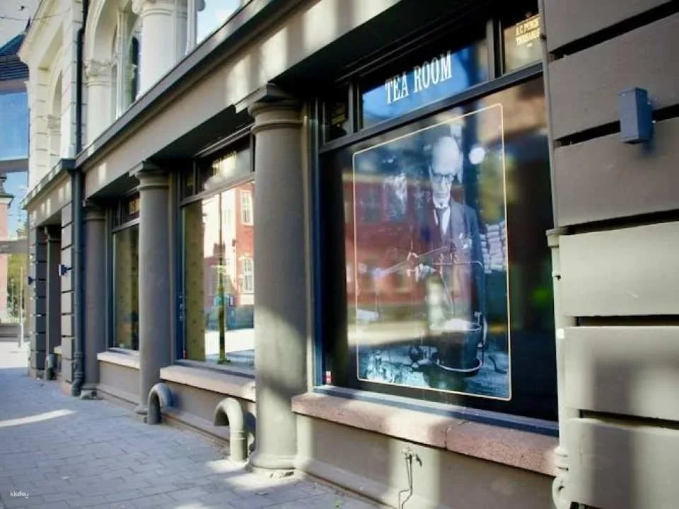 Wellness and fjord life guided walking tour of Oslo