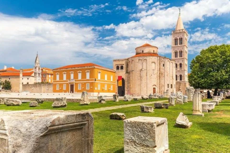 Private history walking tour of Zadar's Old Town