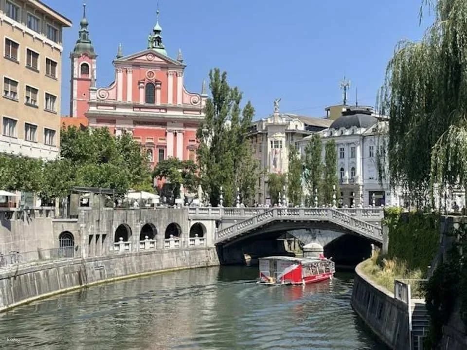 Small group tour to Ljubljana and Lake Bled from Zagreb