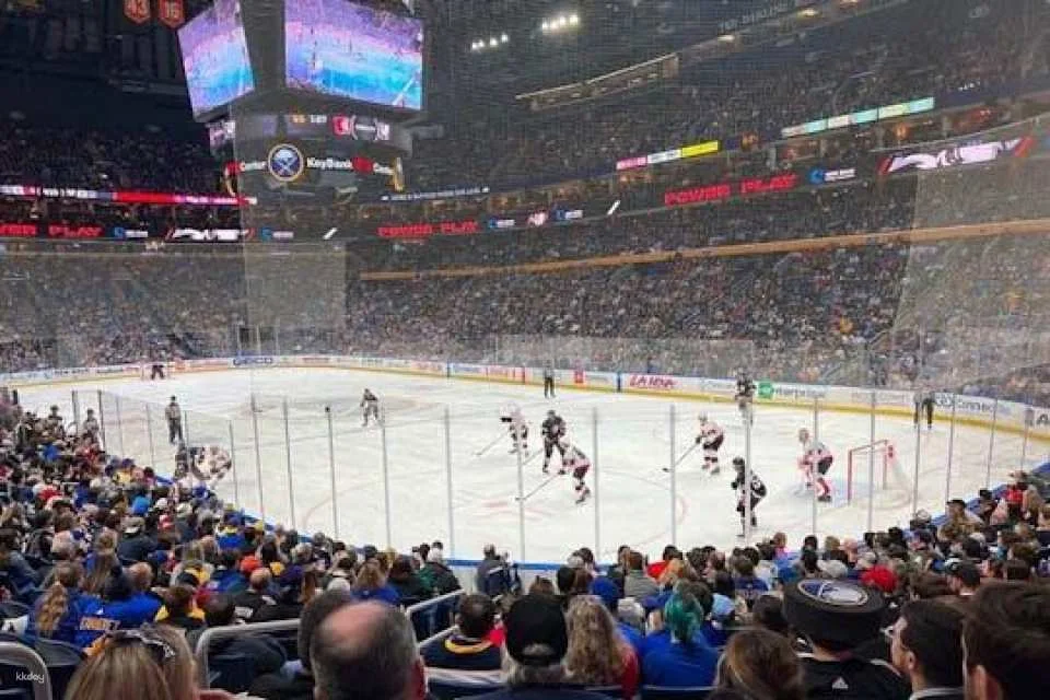 Buffalo Sabres Ice Hockey Game at KeyBank Center Arena (613283)