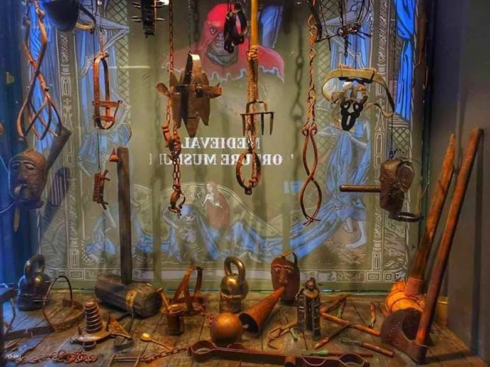 Chicago Medieval Torture Museum with audio guide and ghost hunting experience