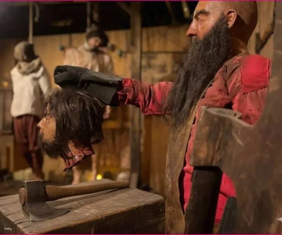 Chicago Medieval Torture Museum with audio guide and ghost hunting experience