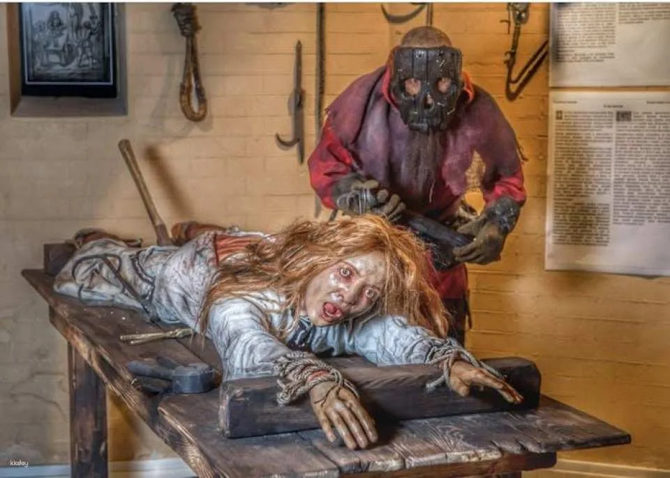 Chicago Medieval Torture Museum with audio guide and ghost hunting experience