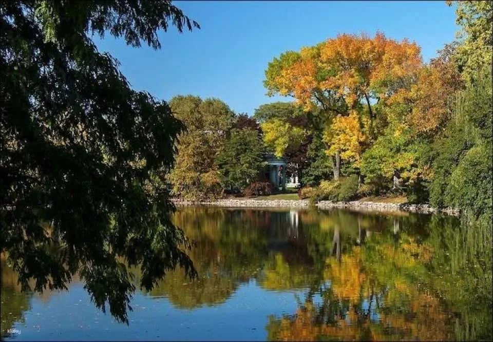Chicago Graceland Cemetery self-guided audio tour