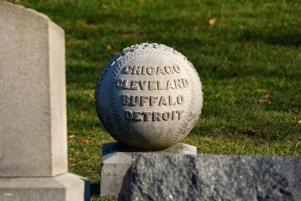 Chicago Graceland Cemetery self-guided audio tour