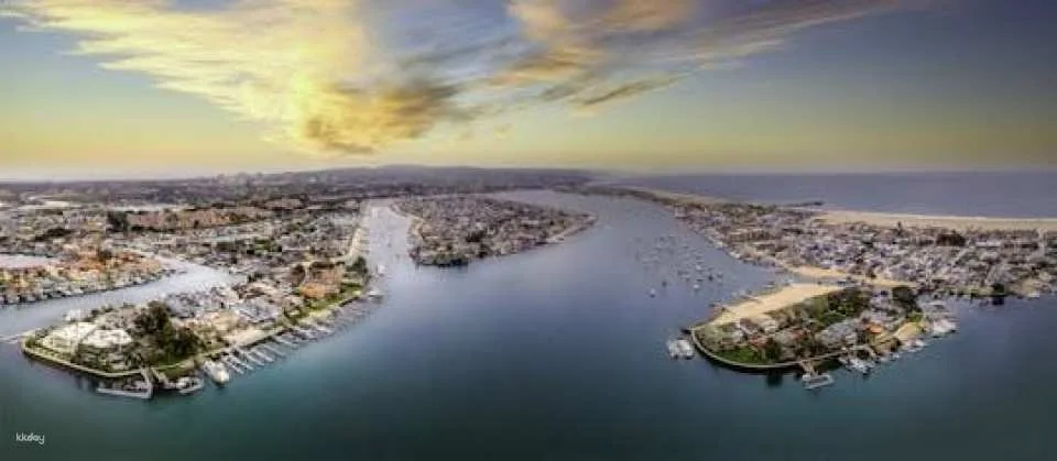 Newport's premium dinner cruise