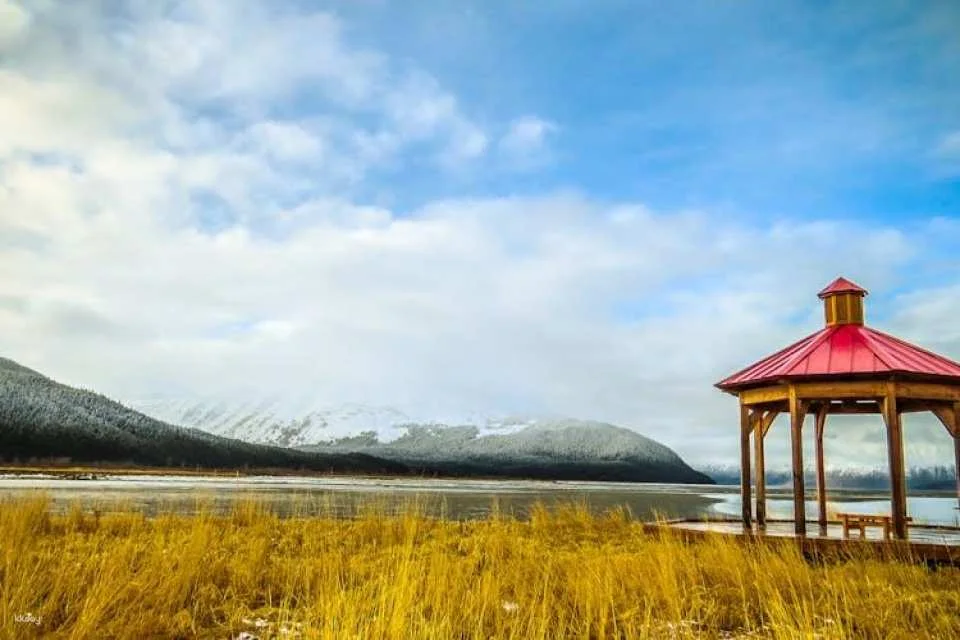 Self-guided driving audio tour from Anchorage to Seward