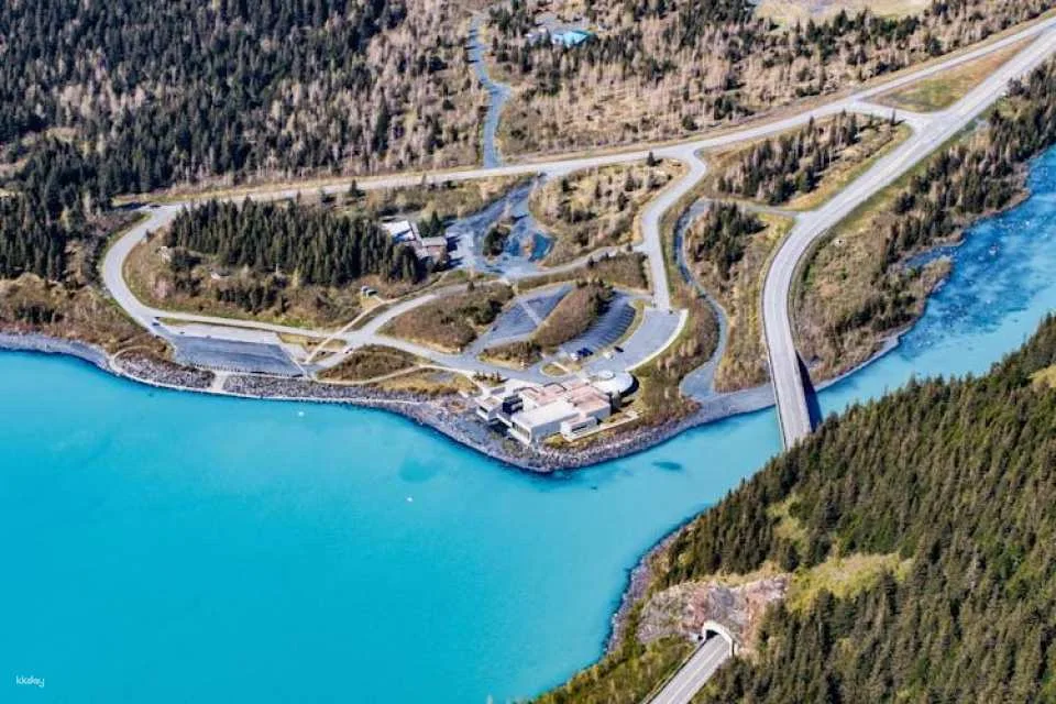 Self-guided driving audio tour from Anchorage to Seward
