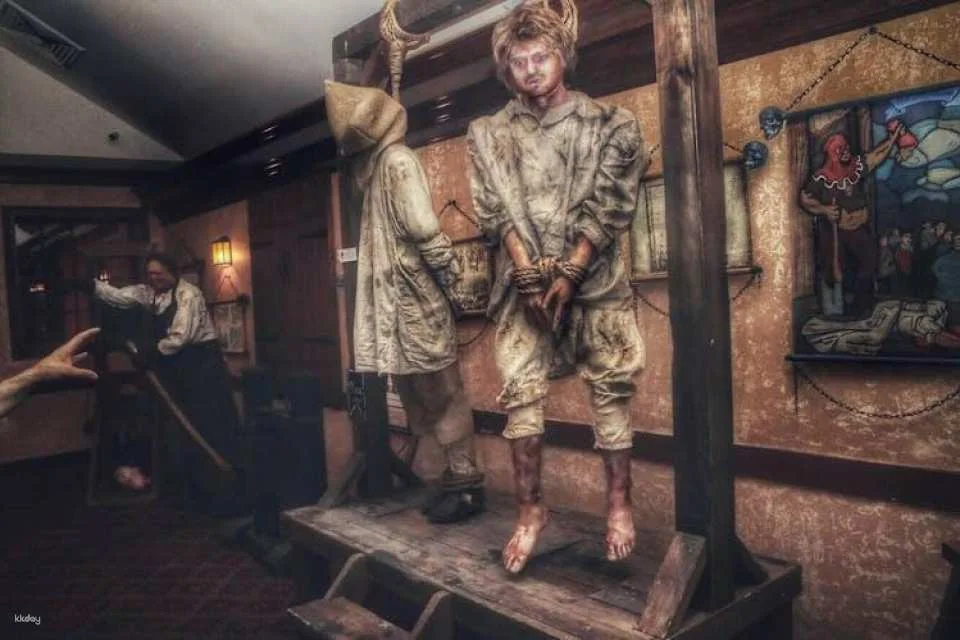 Medieval Torture Museum with audio guide, ghost hunting experience and Tiny Art Gallery ticket